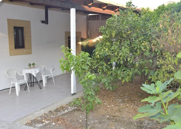 Apartamento Kamara Traditional House Soroni