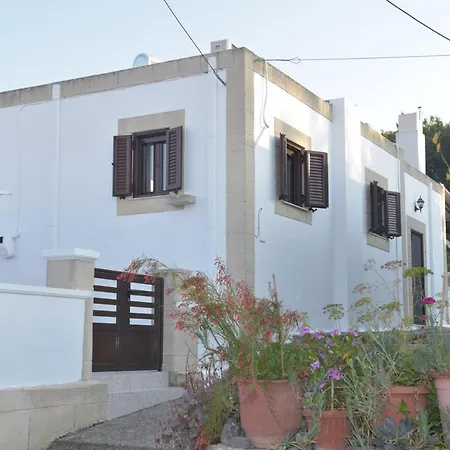 Apartamento Kamara Traditional House Soroni